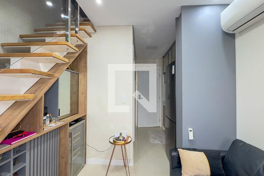 Studio de kitnet/studio para alugar com 2 quartos, 35m² em Jardim das Acacias, São Paulo