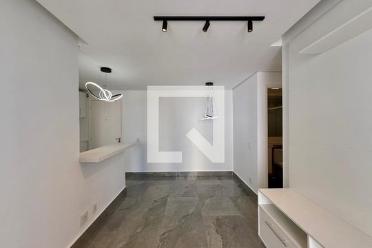 Sala de apartamento para alugar com 2 quartos, 56m² em Jardim Umuarama, São Paulo