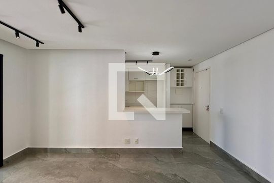 Sala de apartamento para alugar com 2 quartos, 56m² em Jardim Umuarama, São Paulo