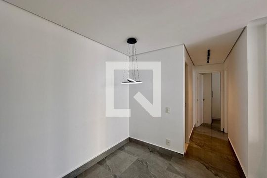 Sala de apartamento para alugar com 2 quartos, 56m² em Jardim Umuarama, São Paulo