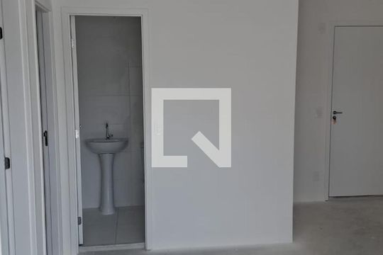 Apartamento à venda com 2 quartos, 42m² em Vila Mazzei, São Paulo