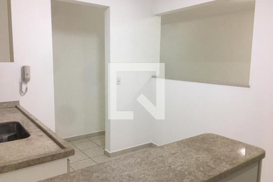 Cozinha de apartamento para alugar com 3 quartos, 85m² em Vila Marlene, Jundiaí