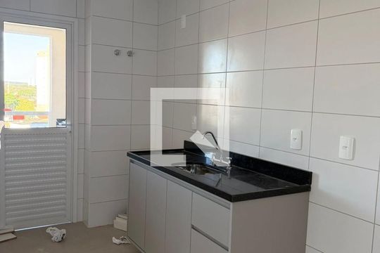 Sala/cozinha de apartamento para alugar com 4 quartos, 73m² em Parque Industrial, São José dos Campos