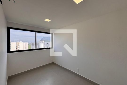 Suíte  de apartamento para alugar com 2 quartos, 55m² em Vargem Grande, Rio de Janeiro