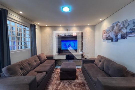 Casa à venda com 4 quartos, 150m² em Estrela Dalva, Contagem