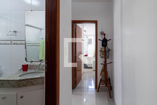 Corredor de apartamento à venda com 2 quartos, 109m² em Castelo, Belo Horizonte