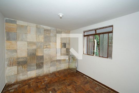 QUARTO1 de casa para alugar com 2 quartos, 48m² em Alto Caiçaras, Belo Horizonte