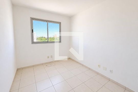 Quarto 2 de apartamento para alugar com 2 quartos, 63m² em Jardim Atlântico, Goiânia