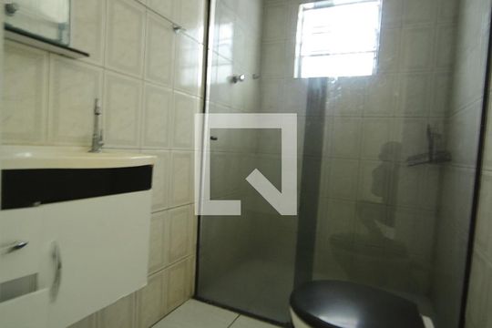 Banheiro  de casa à venda com 1 quarto, 140m² em Paulicéia, São Bernardo do Campo