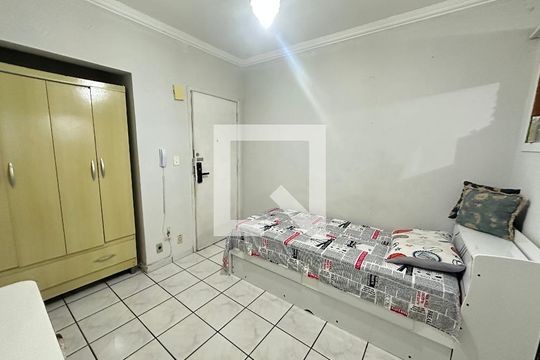 Sala/Quarto de apartamento para alugar com 1 quarto, 40m² em Itararé, São Vicente