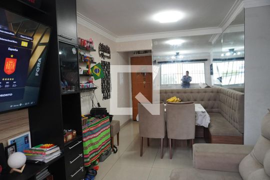 Apartamento à venda com 2 quartos, 59m² em Itaquera, São Paulo