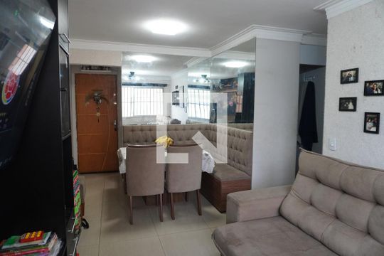 Apartamento à venda com 2 quartos, 59m² em Itaquera, São Paulo