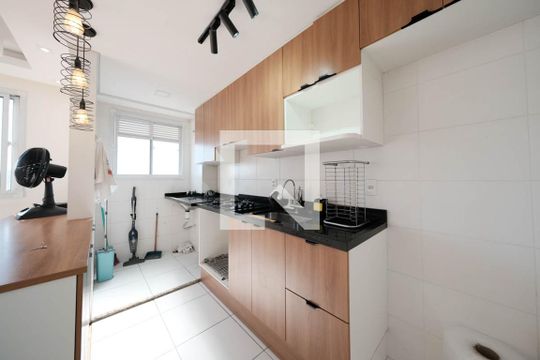 Sala/Cozinha de apartamento para alugar com 2 quartos, 41m² em Vila Penteado, São Paulo