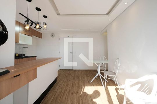 Sala/Cozinha de apartamento para alugar com 2 quartos, 41m² em Vila Penteado, São Paulo