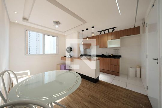 Sala/Cozinha de apartamento para alugar com 2 quartos, 41m² em Vila Penteado, São Paulo