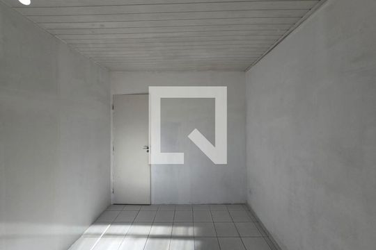 Quarto 01 de casa para alugar com 2 quartos, 41m² em Jardim Pinhal, Guarulhos