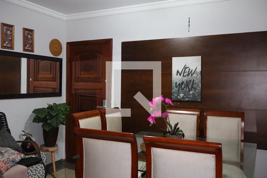 Sala de apartamento para alugar com 3 quartos, 70m² em Jardim Independência (são Paulo), São Paulo