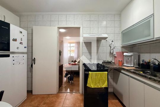 Cozinha de apartamento para alugar com 3 quartos, 130m² em Padre Eustáquio, Belo Horizonte