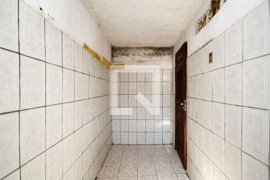 Cozinha de casa para alugar com 1 quarto, 70m² em Parque Santa Teresa, Cotia
