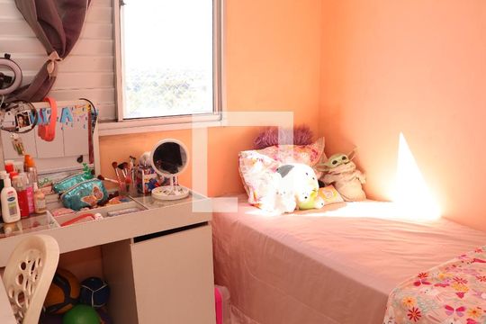 Quarto 1 de apartamento para alugar com 2 quartos, 50m² em Jardim Maria Inês, Aparecida de Goiânia