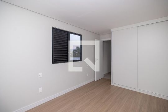Quarto 2 de apartamento à venda com 2 quartos, 87m² em Sagrada Família, Belo Horizonte