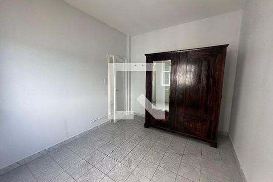 Quarto de apartamento para alugar com 1 quarto, 78m² em Centro, São Vicente