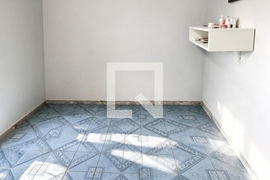 Quarto de casa para alugar com 2 quartos, 90m² em Alto da Boa Vista, Mauá