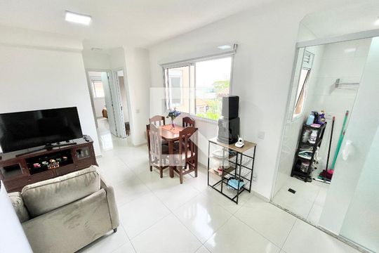 Sala/Cozinha de apartamento para alugar com 2 quartos, 45m² em Jardim São Paulo, São Paulo
