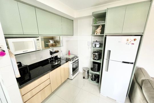 Sala/Cozinha de apartamento para alugar com 2 quartos, 45m² em Jardim São Paulo, São Paulo