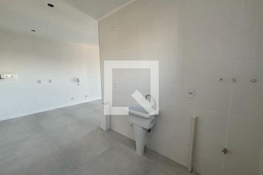Cozinha de apartamento para alugar com 2 quartos, 57m² em Rondônia, Novo Hamburgo