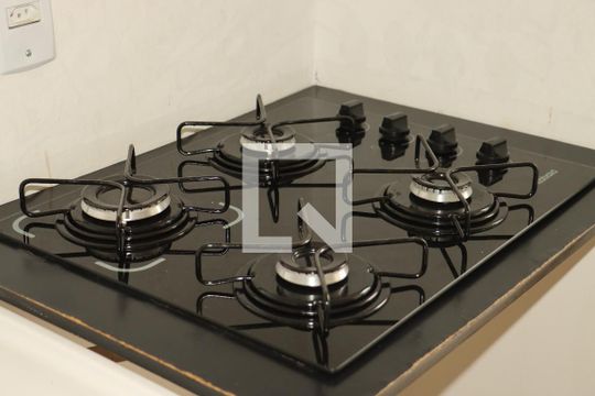 Apartamento para alugar com 2 quartos, 47m² em Jardim Sandra, Cotia