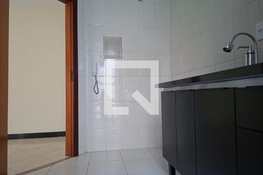 Cozinha de apartamento para alugar com 2 quartos, 95m² em Castelo, Belo Horizonte