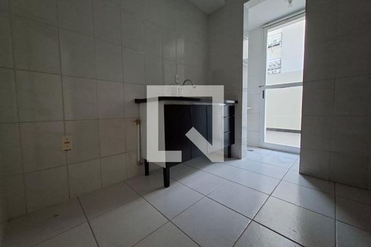 Cozinha de apartamento para alugar com 2 quartos, 95m² em Castelo, Belo Horizonte
