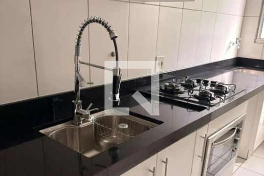 Cozinha de apartamento para alugar com 2 quartos, 62m² em Morumbi, Paulínia
