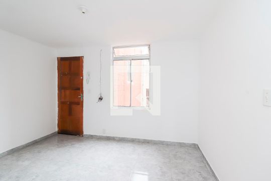 Sala de apartamento para alugar com 2 quartos, 46m² em Cidade Tiradentes, São Paulo