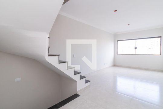 Casa à venda com 2 quartos, 120m² em Jardim Maringa, São Paulo