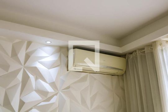 Sala de apartamento à venda com 3 quartos, 60m² em Engenho de Dentro, Rio de Janeiro