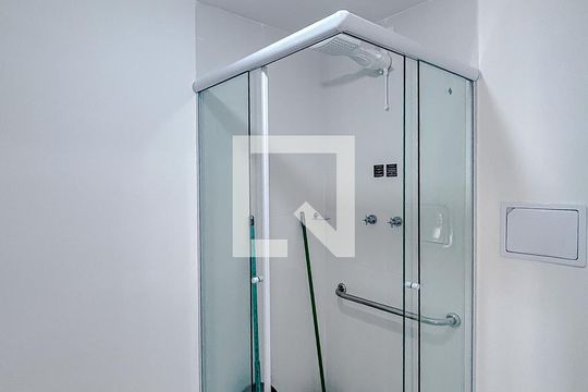 Banheiro de kitnet/studio à venda com 1 quarto, 25m² em Penha de França, São Paulo
