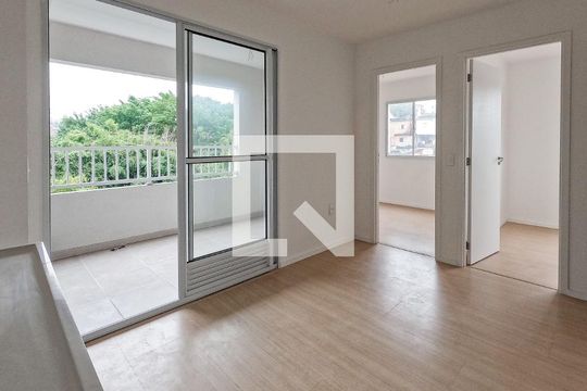 Apartamento à venda com 2 quartos, 35m² em Vila Jaraguá, São Paulo