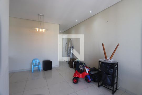 Sala de apartamento à venda com 2 quartos, 57m² em Vila Antonieta, São Paulo