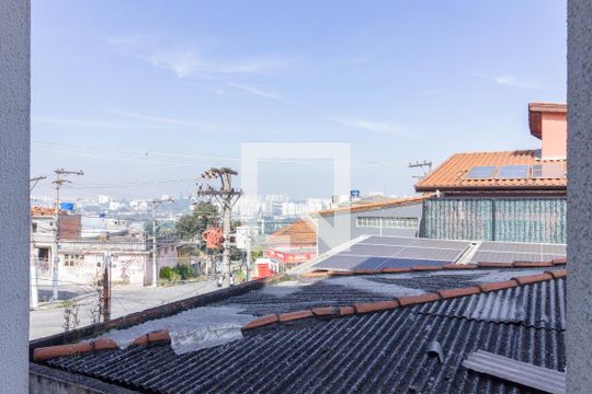 Vista Quarto 1 de apartamento para alugar com 2 quartos, 38m² em Vila dos Remedios, São Paulo