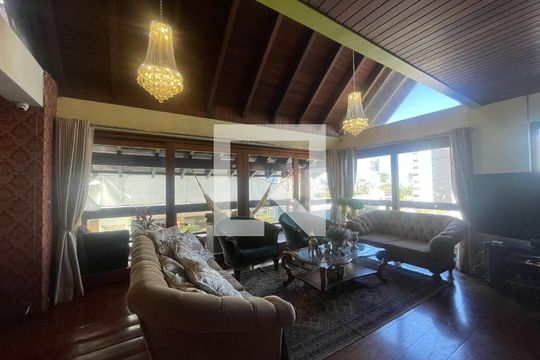 Apartamento à venda com 3 quartos, 240m² em Centro, São Leopoldo