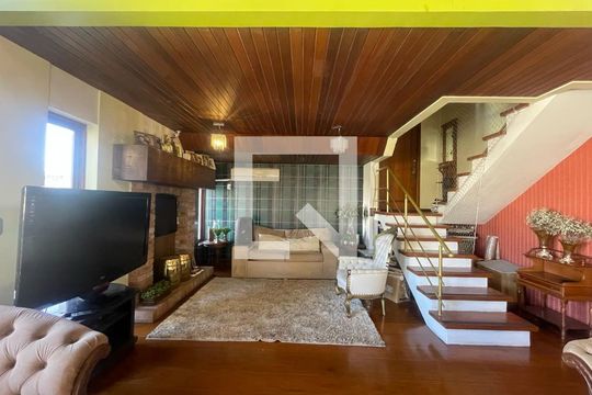 Apartamento à venda com 3 quartos, 240m² em Centro, São Leopoldo