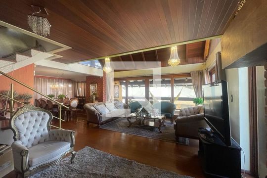 Apartamento à venda com 3 quartos, 240m² em Centro, São Leopoldo