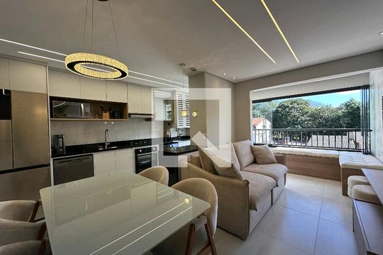 Sala de apartamento à venda com 2 quartos, 60m² em Votopoca, Barueri