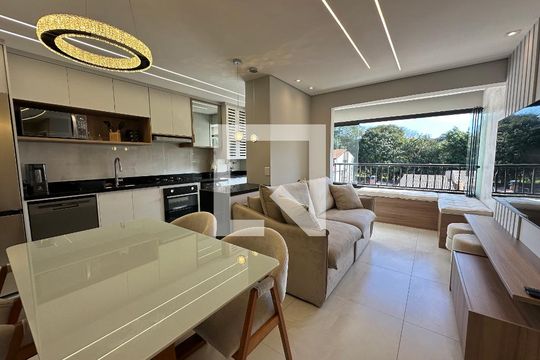 Sala de apartamento à venda com 2 quartos, 60m² em Votopoca, Barueri