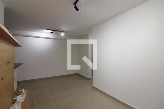 Sala  de apartamento para alugar com 2 quartos, 70m² em Vila Lusitania, São Bernardo do Campo