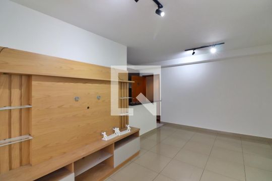 Sala  de apartamento para alugar com 2 quartos, 70m² em Vila Lusitania, São Bernardo do Campo