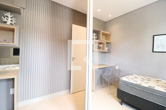 Quarto 1 de apartamento para alugar com 2 quartos, 72m² em Cazeca, Uberlândia