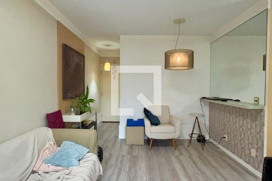 Sala de apartamento à venda com 2 quartos, 47m² em Pinheiros, São Paulo